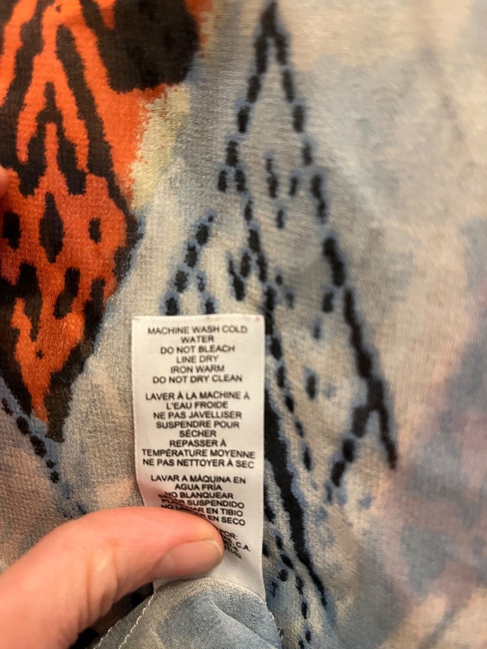 Abstract Print Top - Picture 5 of 5